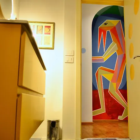 Libera Idea Art Run Space *