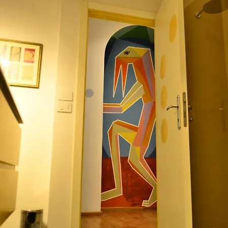 Apartman Libera Idea Art Run Space *